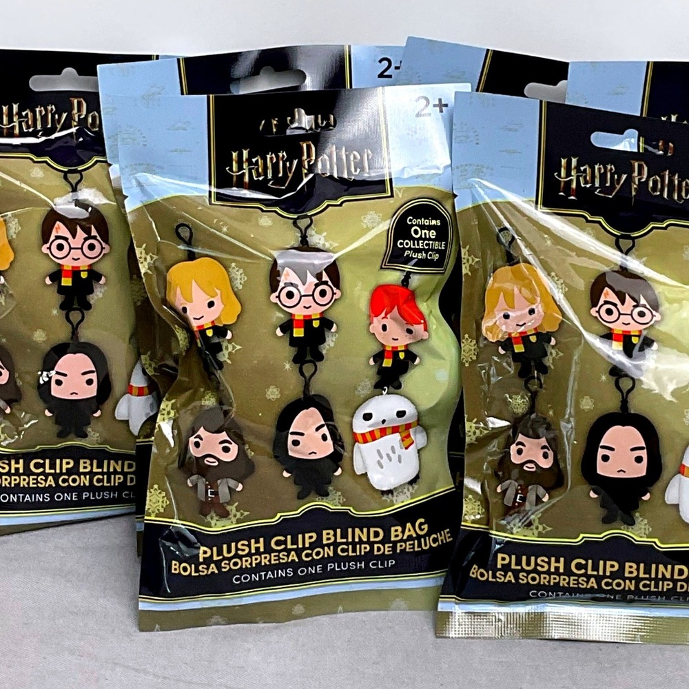 Harry Potter Plush Clip Blind Bag Mystery Lot of 7 Wizarding World Collectibles - Picture 2 of 2